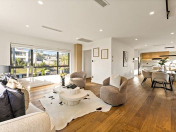 Premium Opportunity in Macleans Zone