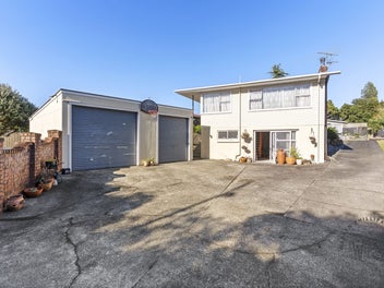 Entry Level Opportunity on Freehold 766m²