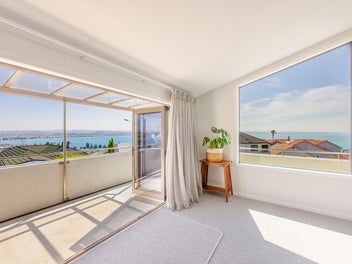 Prestigious Position With Northerly Views