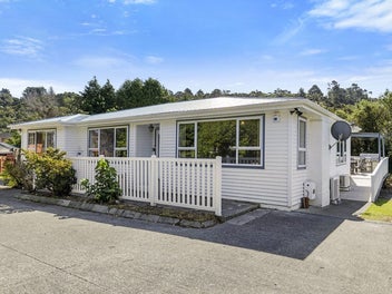 Generous Family Living In A Prime Location