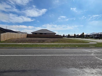 SOLD! Section with consented plans