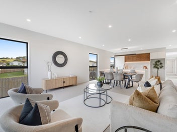 Single level, Spacious and Stylish!