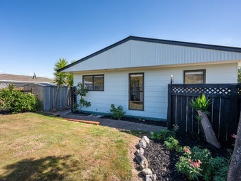 Cautley Caught Your Eye - Renovated & Ready!