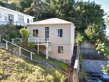 Inner-City Cottage with Potential