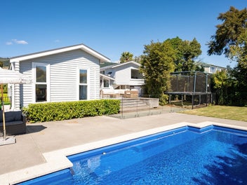 Gilbert Sanctuary - The True Family Home!