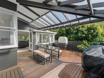 Spacious & Affordable Parnell living