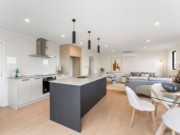 2 living, 3 Toilets, Family Wing: Ready to Move In