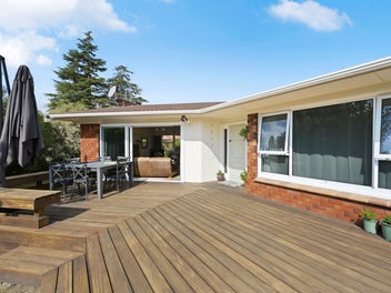 Classic 1960's Kiwi Charm