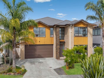 Brick & Tile Family Home in a Quiet Cul-de-Sac