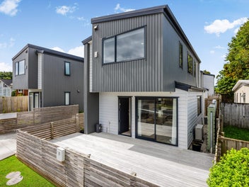 Modern, Standalone Living in a Prime Location