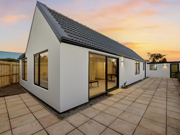 Renovated with a Strowan Address - Final Week!