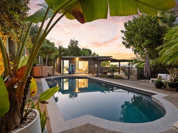 Blue Horizons to Live For