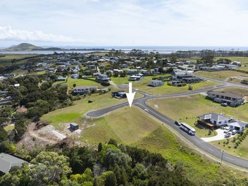 COASTAL SECTION SEA VIEWS $149,000