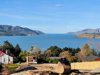 Bespoke House & Land with Panoramic Harbour Views