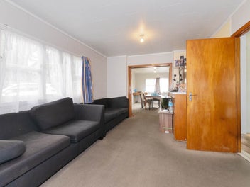 Green Bay Goldmine 1363m² of Pure Potential!