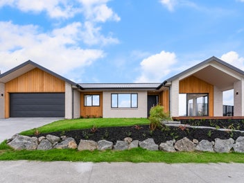 Brand New, Modern Luxury & Coastal Views