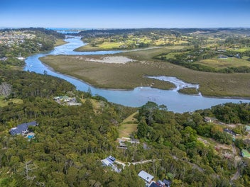 Slice of Heaven 1 Acre Block!