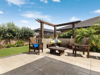 First home or downsize in Patumahoe village