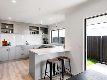 Contemporary Comfort Meets Everyday Convenience