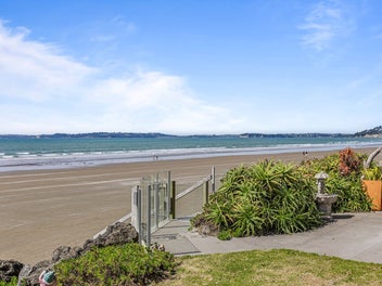 Commercially Zoned, Front Row & Forward Thinking!