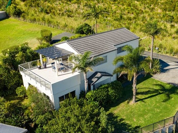 Coastal Living in Langs Beach