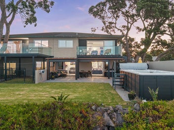 Commercially Zoned Beach Front!