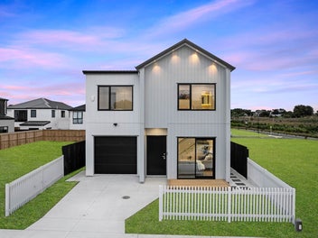 New 5bed luxury, 2-kitchen near ACG School, Karaka