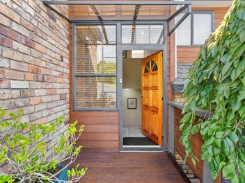 Unsworth Lifestyle Upgrade: Brick & Cedar