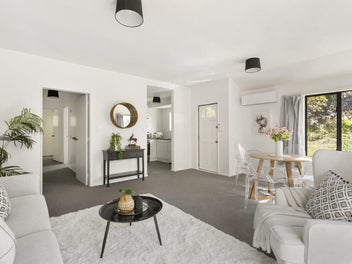 LOOKING FOR EASY LIVING!