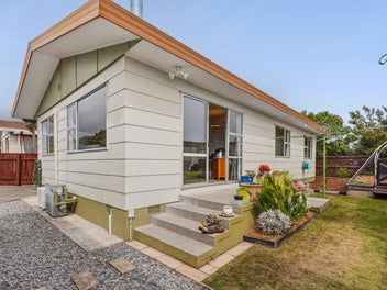 Updated! Well Located!