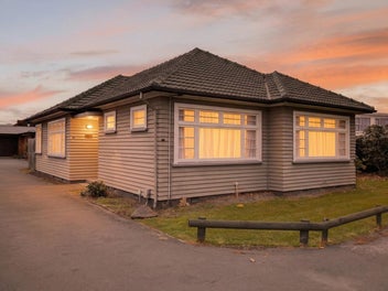 City Fringe Home with Huge Potential