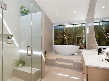 Luxury Renovated Retreat