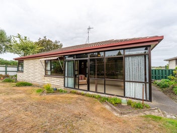 Solid Bones, Sunny Soul...