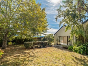 Golden Opportunity On The Golden Mile