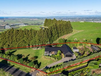 Your Coastal Country Escape