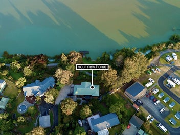 Waterfront Living Meets Family Scale