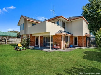 An Inviting Two-Storey Home In Katikati