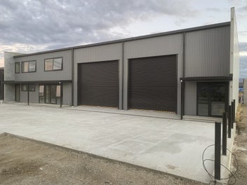 Image 1 of 5
