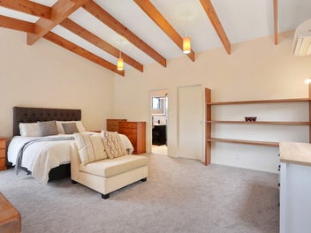 Space & Flexible Living