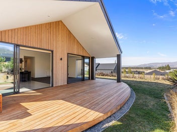 Smart Design. Serious Space.