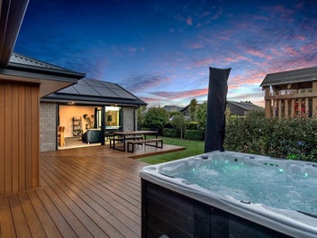 Premium & Polished: The Perfect Pegasus Package