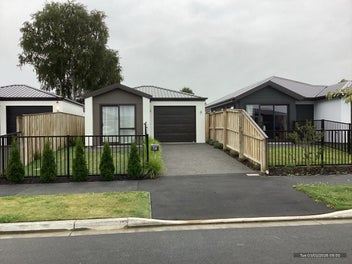 Image 1 of 21