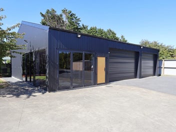 The Ultimate Shed + Otatara Living!