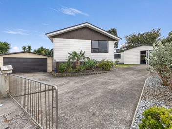 Sun, Sand, Surf & Effortless Living Starts Here!