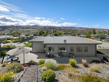 Contemporary, Versatile, Views.