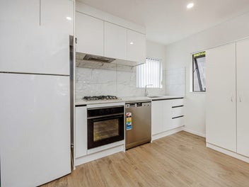 Back House - Extra Parking, Must Sell!