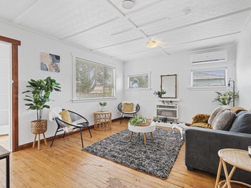 FIRST HOME WITH CUTENESS OVERLOAD!