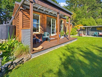 A simpler, land-led Hampden retreat