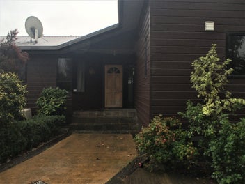 Image 1 of 28
