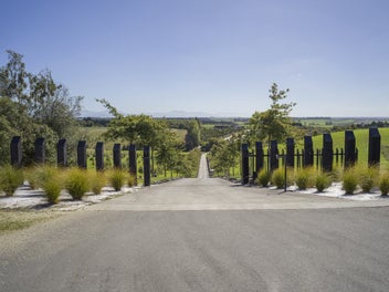 Exceptional Property With Unmatched Views - 50ha